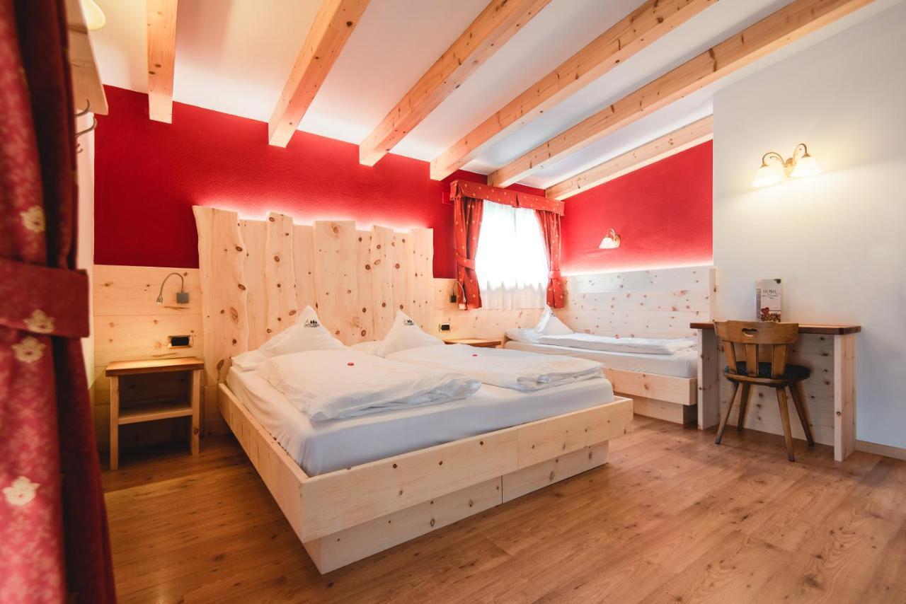 Hotel Zirmes Moena Buitenkant foto